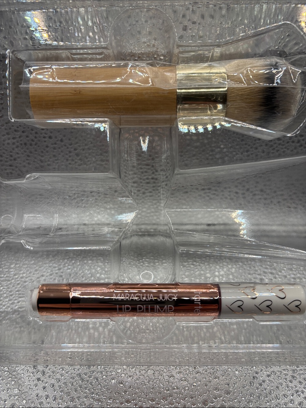 Maracuja Juicy Lip Plump - Dragon Fruit & Tarte Foundation Brush set NEW